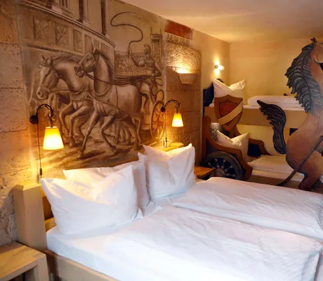 Doppelbett_im_Colosseo_Rust