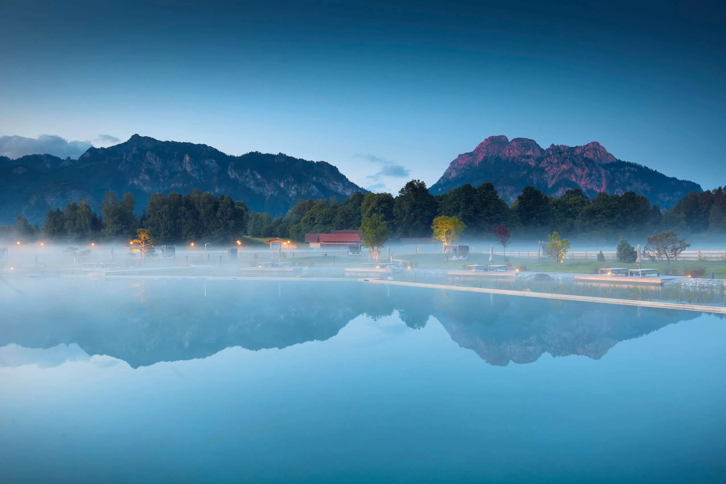 See_mit_Bergblick_Das König Ludwig
