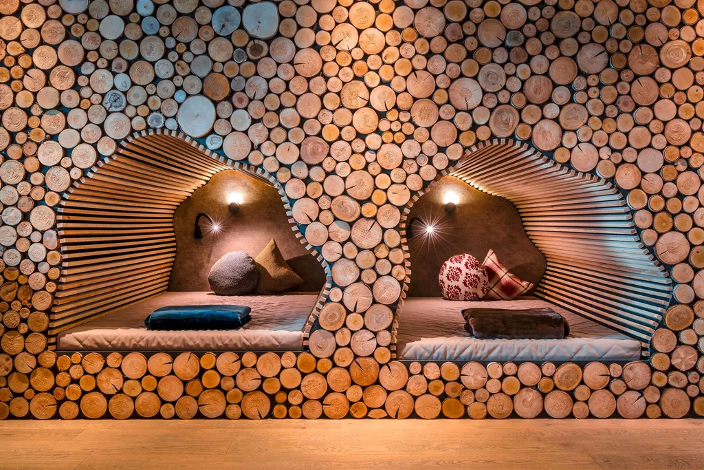 Holzwand_im_Ruheraum_Das_Stemp