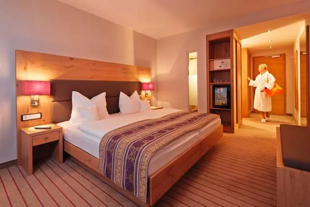 Zimmer Doppelbett_Göbels_Landhotel