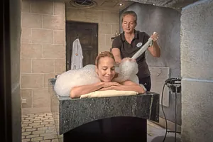 Seifenschaummassage_im_Santa_Isabel_Rust