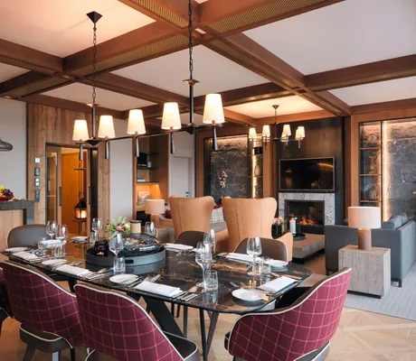 Interalpen_geräumiger_Essbereich