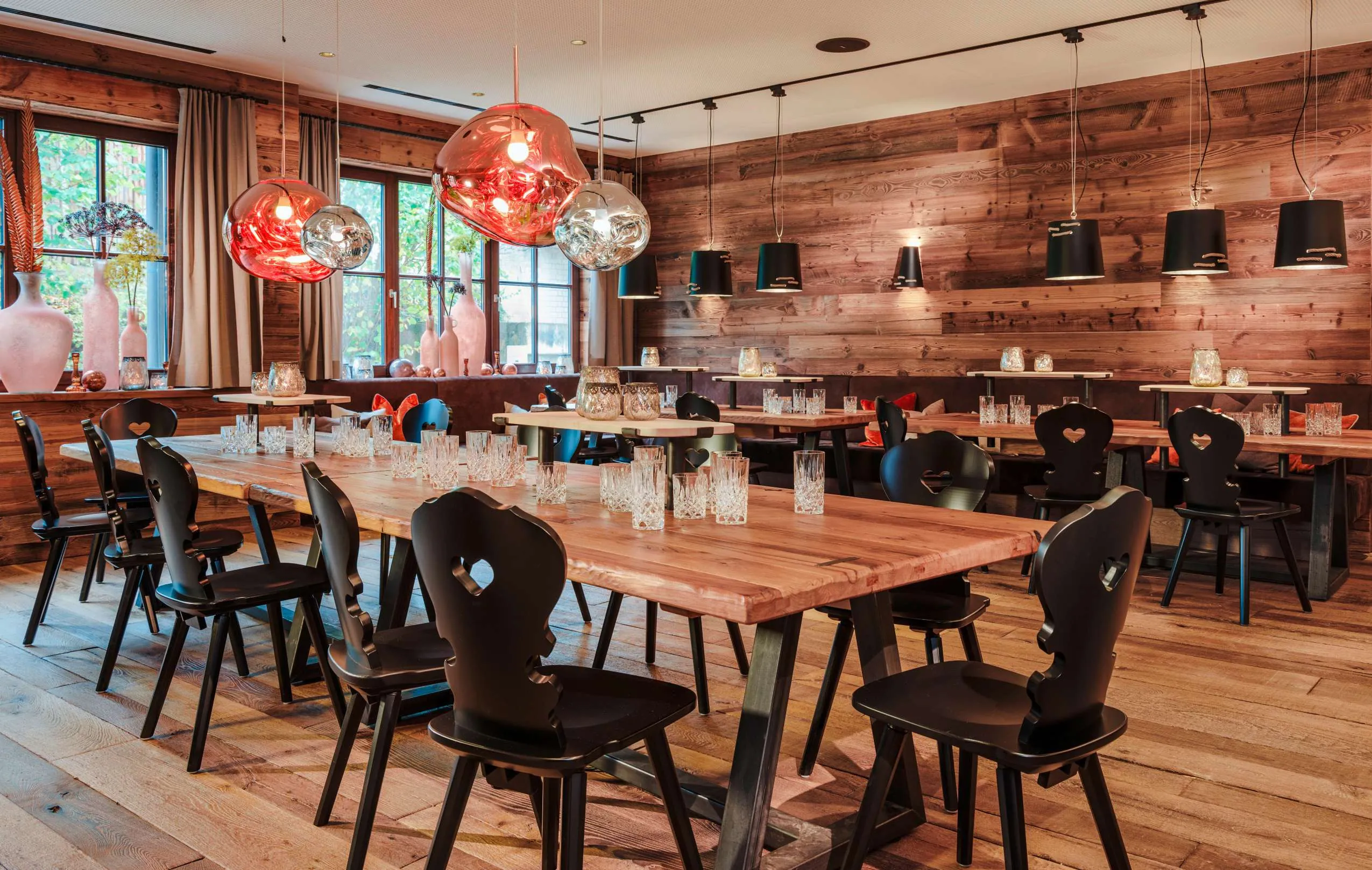 Landhotel R&ouml;ssle_Restaurant_Holzoptik