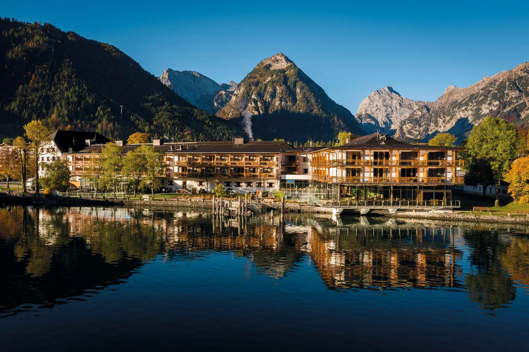 Außenansicht_Travel_Charme_Fuersetenhaus_Am_Achensee_Pertisau