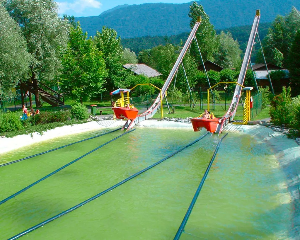 Freizeitpark 1. Kärntner Erlebnispark Wasserrutsche Wasser NauticJet