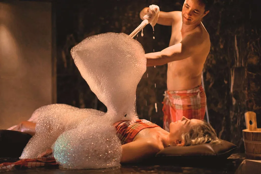 Schwarzwälder Hamam im Nationalpark Hotel Schliffkopf