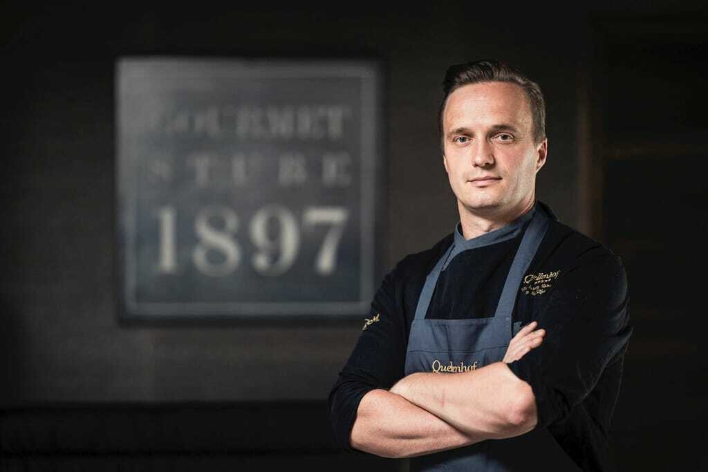 Hotels mit Sterneküche: Porträt Michael Mayr Chefkoch im Quellenhof Luxury Resort Passeier