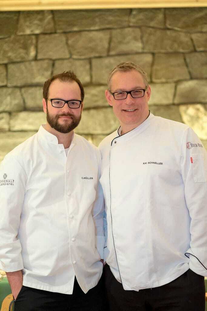 Bild der Chefköche Carsten Müller und Kai Schneller im Sonnenalp Resort