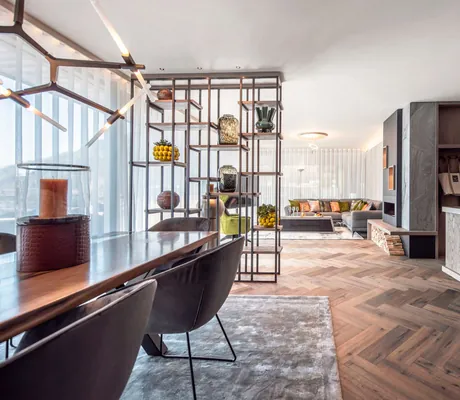 großer_Wohnbereich_Chalet_Quellenhof