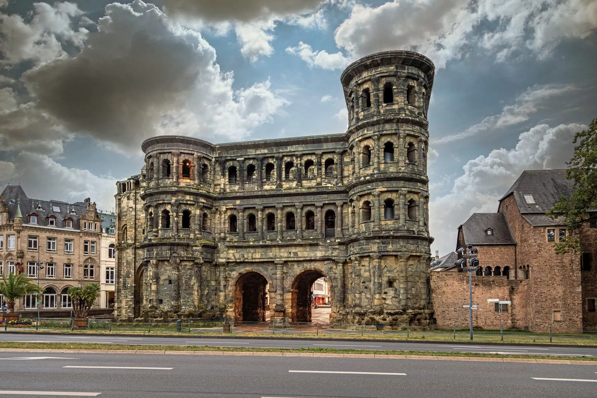Porta Nigra von vorne