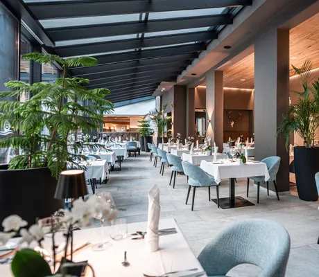 Stroblhof_Restraurant_mit_Wintergarten