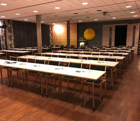 Tagungsraum parlamentarisch