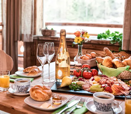 Frühstück im Chalet