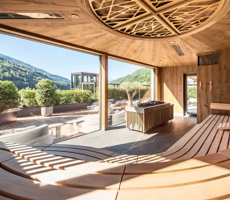 Eventsauna mit Panoramablick im Quellenhof Passeier