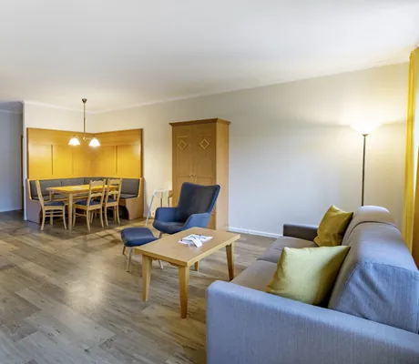 Ferienwohnung im Familotel Elldus Resort mit Wohnbereich und Küche