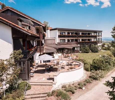 Außenansicht auf das Wellnesshotel Mittelburg