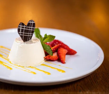 Ein Dessert im Restaurant des Wellnesshotel Mittelburg