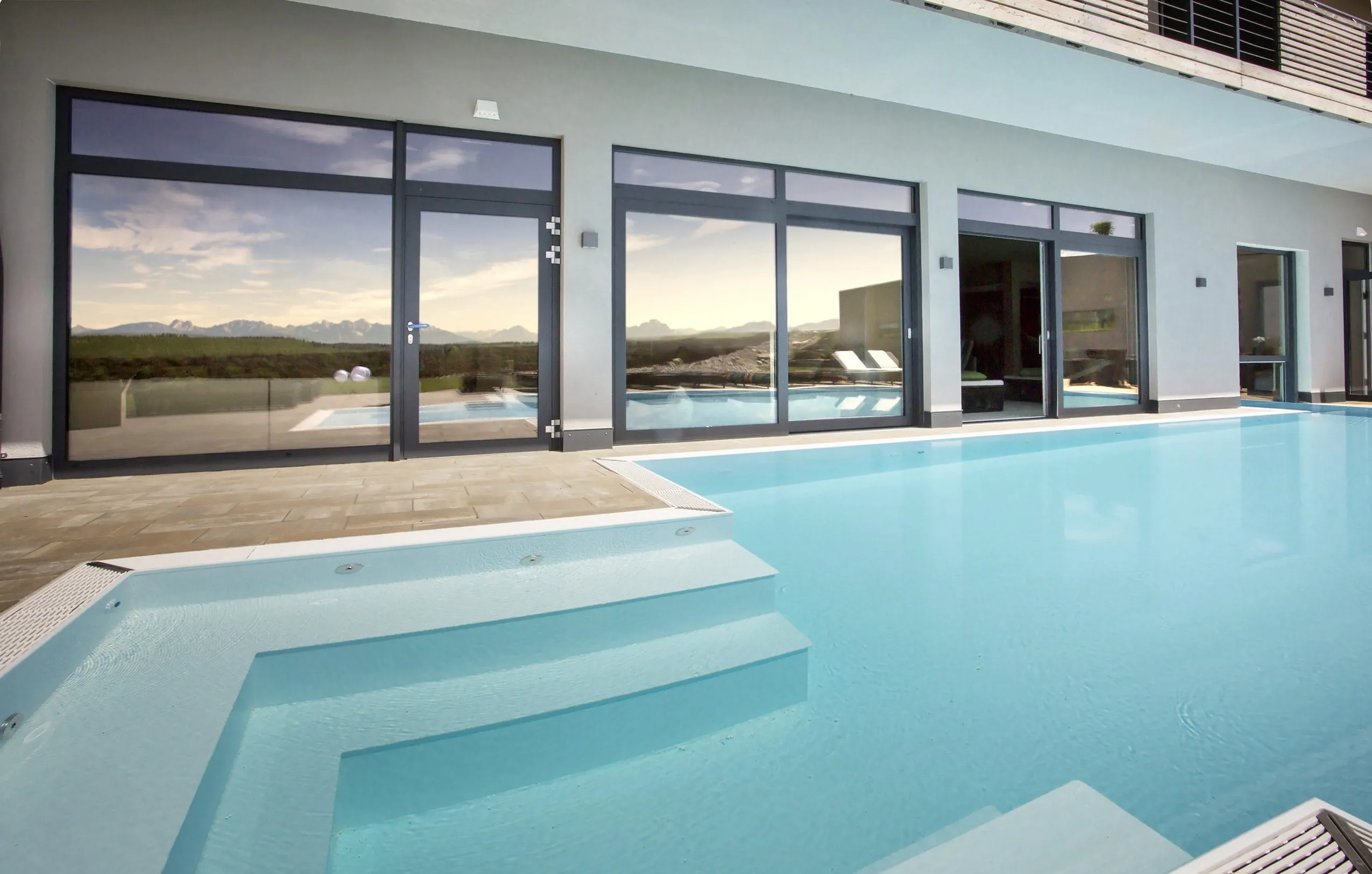 Outdoorpool im Wellnesshotel Das Weitblick Allg&auml;u