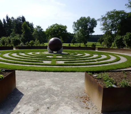 Gartenlabyrinth Mutter Erde im Tagungszentrum Kloster Bonlanden
