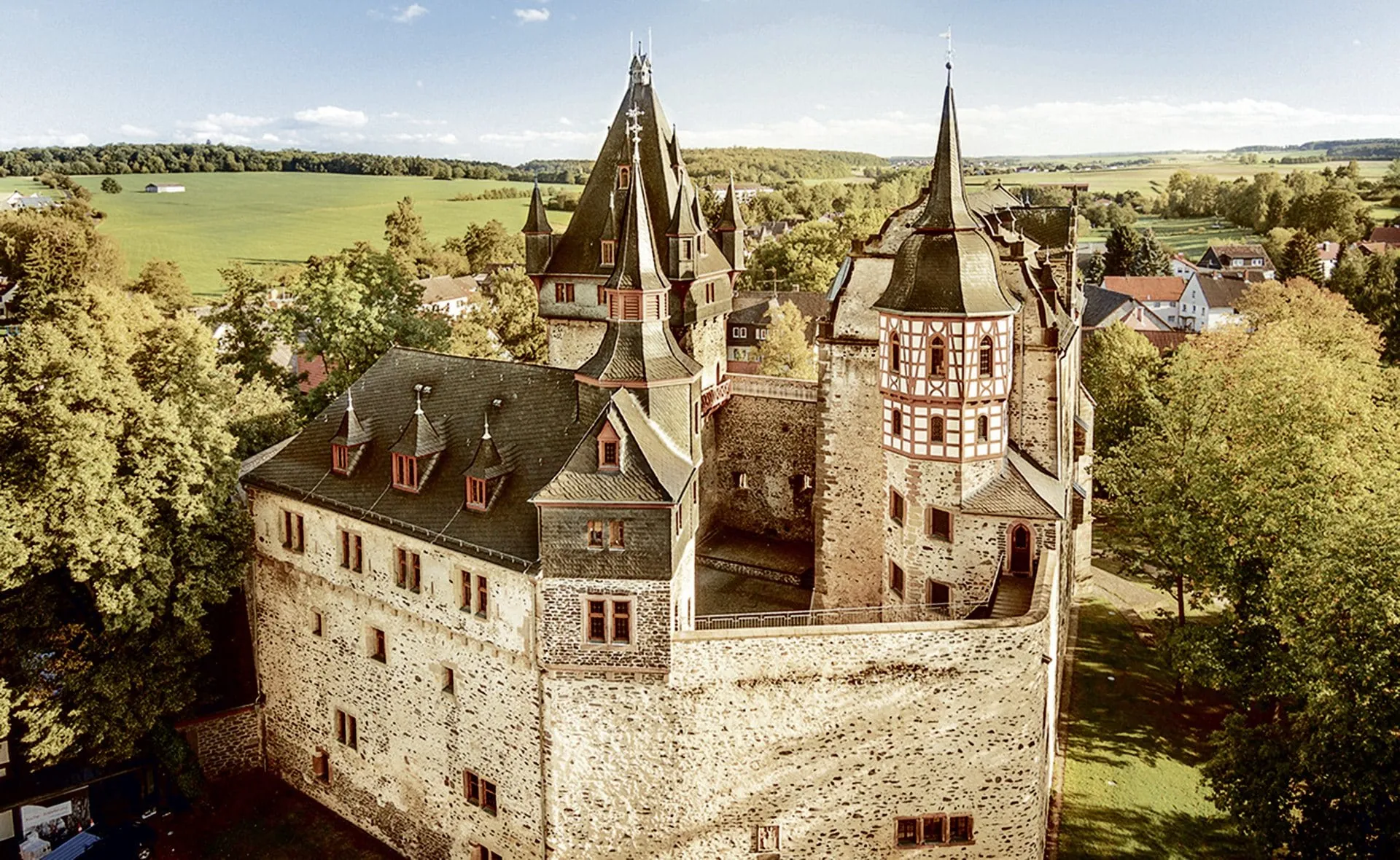 Aussenansicht Tagungshotel h&ocirc;tel schloss romrod