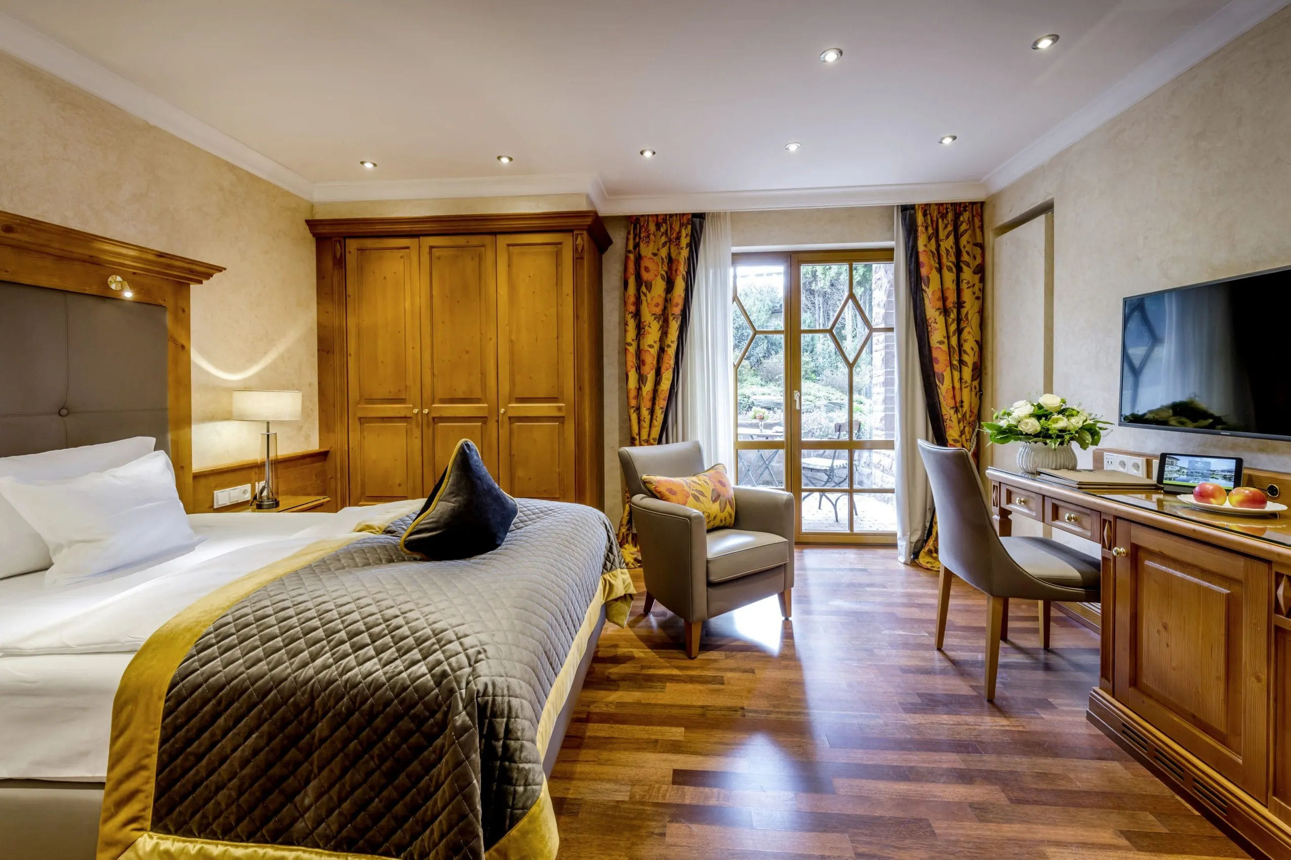 Doppelzimmer im Luxus-Wellnesshotel Hotel Bareiss im Schwarzwald