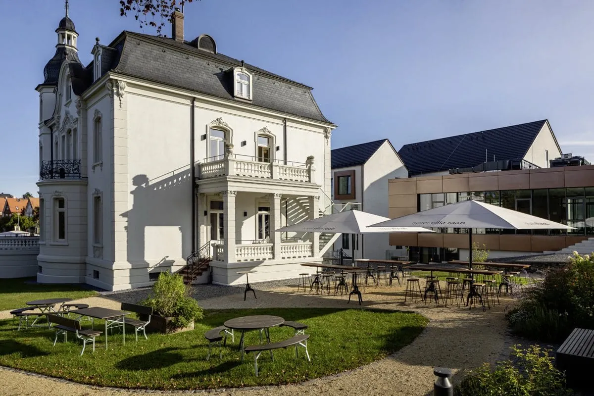 Außenansicht Tagungshotel hôtel villa raab