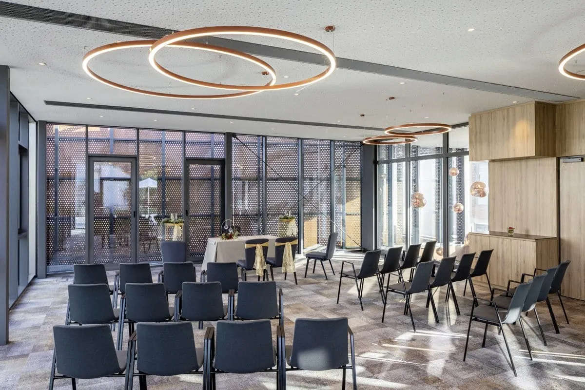 Tagungsraum im Kupferkubus Tagungshotel h&ocirc;tel villa raab