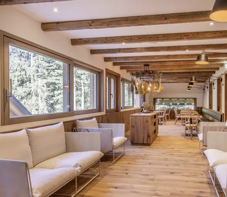 Plauderstuben-Bistro im Berghaus Schröcken