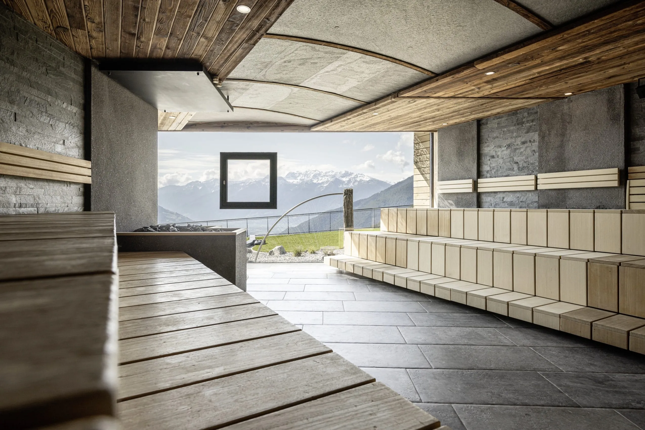 Panoramasauna im Das Gerstl mit Blick auf die Südtiroler Berge
