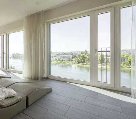 Ruheraum im Dachgeschoss des Hotel 47° mit Panoramablick auf den Seerhein