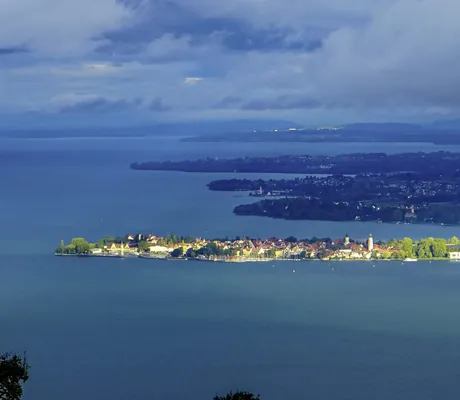 Aussicht auf Lindau am Bodensee vom MentalSpa Resort Fritsch am Berg aus