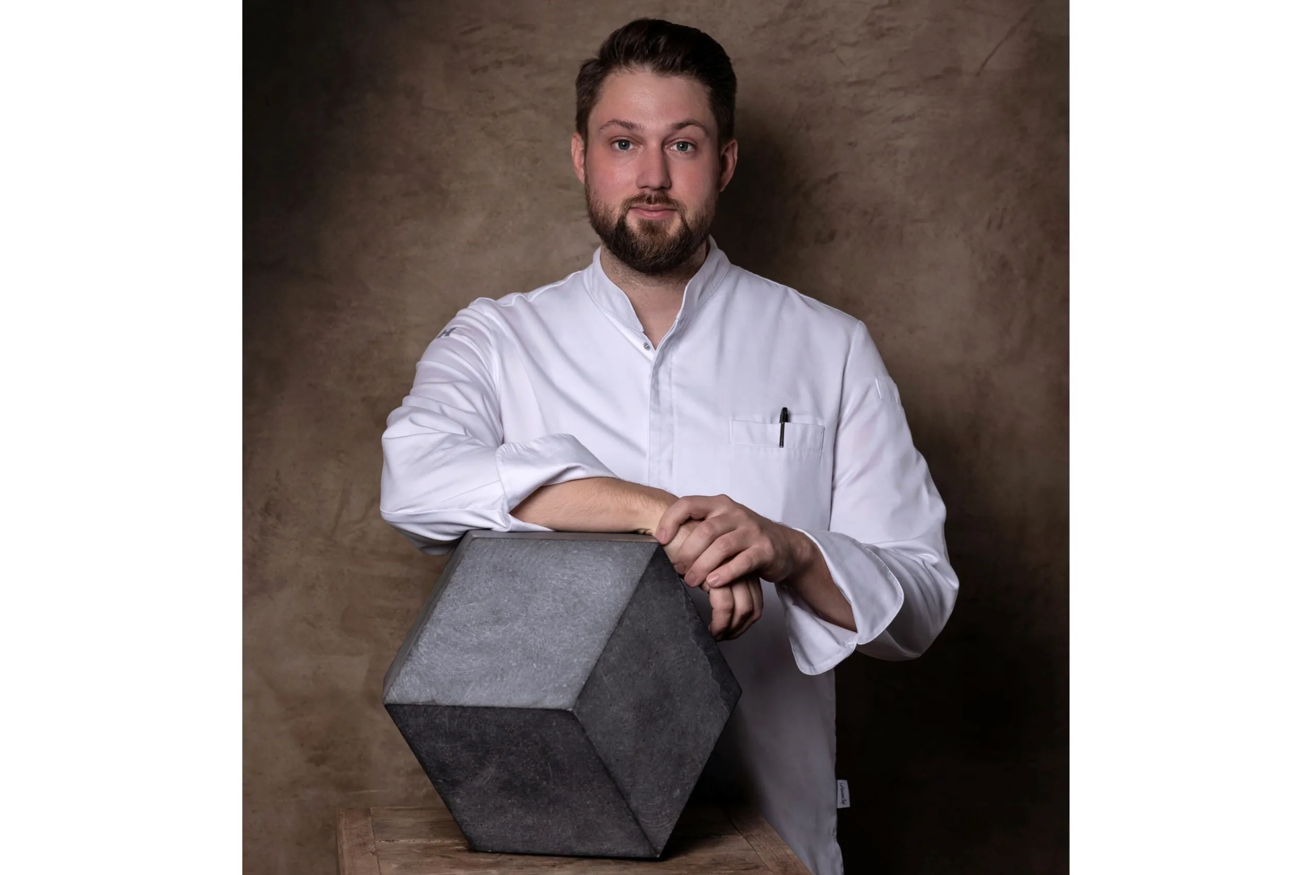 K&uuml;chenchef Anton Gschwendtner des Sternerestaurants Atelier im Hotel Bayerischer Hof