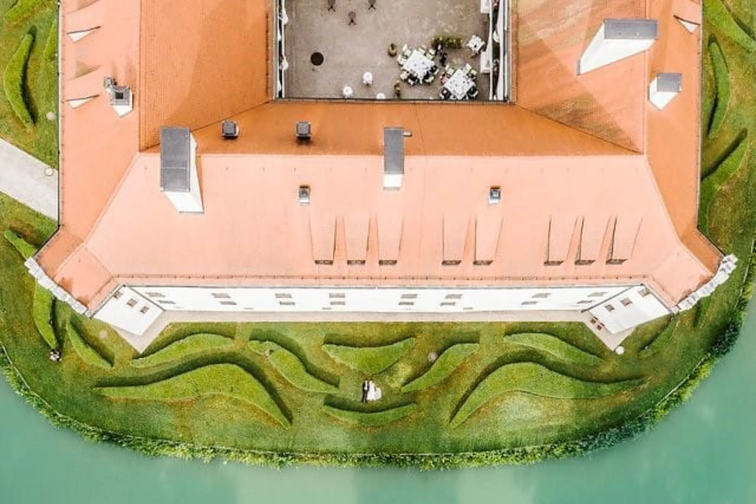 Hochzeitshotel Schloss Hohenkammer aus der Vogelperspektive