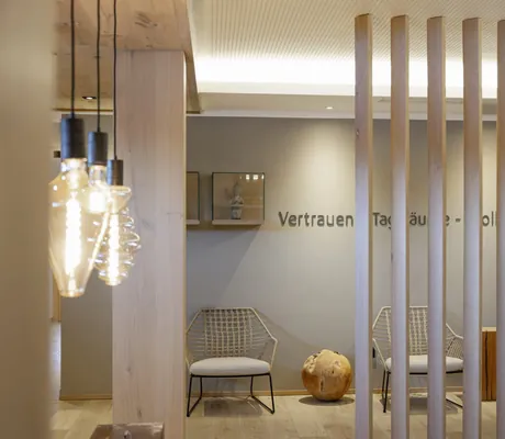 Blick in den Spa- und Wellnessbereich des Aktivhotels Sonnenburg von vorne.