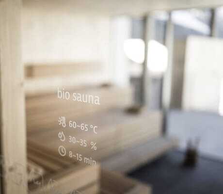 Blick in die Bio-Sauna des Wellnessbereiches im MyParadies in Sulden.